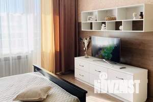 1-к квартира, посуточно, 35м2, 5/25 этаж