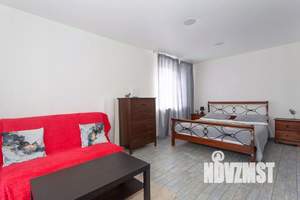 1-к квартира, посуточно, 37м2, 1/1 этаж