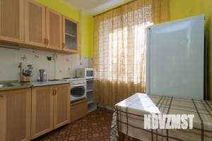 1-к квартира, посуточно, 36м2, 2/5 этаж