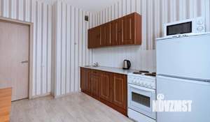 1-к квартира, посуточно, 40м2, 6/25 этаж