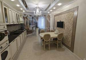 5-к квартира, на длительный срок, 141м2, 5/18 этаж