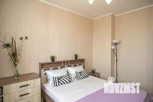 1-к квартира, посуточно, 40м2, 21/25 этаж