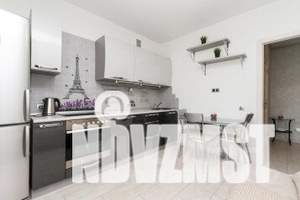 2-к квартира, посуточно, 44м2, 8/17 этаж