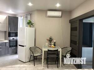 1-к квартира, посуточно, 42м2, 1/1 этаж