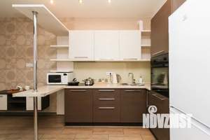 2-к квартира, посуточно, 65м2, 1/1 этаж