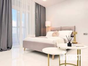 Студия квартира, посуточно, 38м2, 7/25 этаж