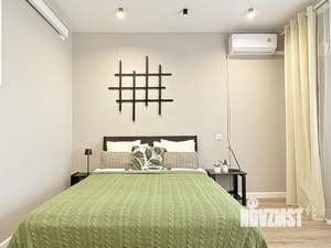 Студия квартира, посуточно, 30м2, 22/25 этаж