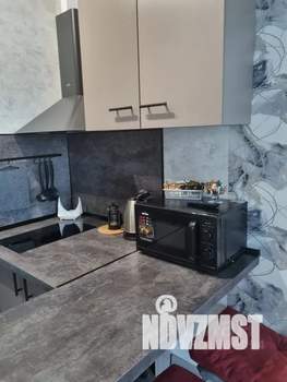 Студия квартира, посуточно, 38м2, 10/25 этаж