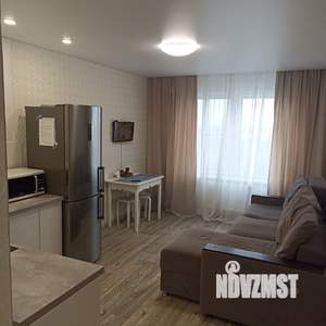 Студия квартира, посуточно, 42м2, 17/18 этаж