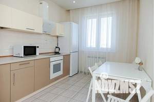 1-к квартира, посуточно, 42м2, 23/25 этаж