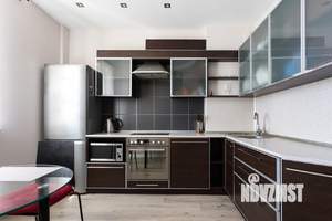 2-к квартира, посуточно, 70м2, 7/18 этаж