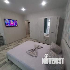 Студия квартира, посуточно, 36м2, 11/13 этаж