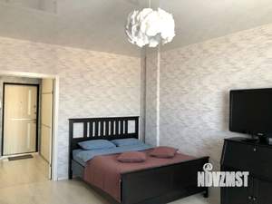 1-к квартира, посуточно, 43м2, 13/18 этаж