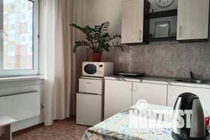 1-к квартира, посуточно, 42м2, 3/10 этаж