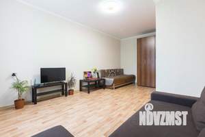 1-к квартира, посуточно, 42м2, 1/1 этаж