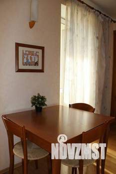 1-к квартира, посуточно, 43м2, 1/1 этаж