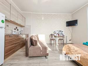 Студия квартира, посуточно, 32м2, 18/25 этаж