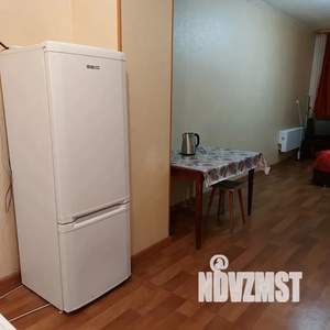 Студия квартира, посуточно, 30м2, 1/15 этаж