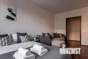 1-к квартира, посуточно, 40м2, 2/25 этаж