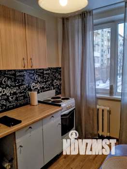 2-к квартира, посуточно, 42м2, 2/5 этаж