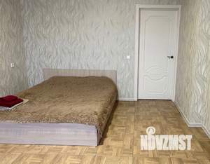 1-к квартира, посуточно, 42м2, 1/1 этаж