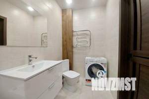 2-к квартира, посуточно, 44м2, 20/25 этаж