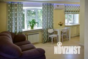 1-к квартира, посуточно, 30м2, 4/5 этаж