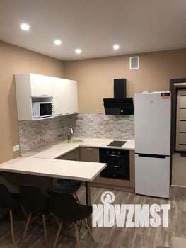 2-к квартира, посуточно, 39м2, 22/25 этаж