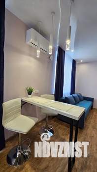 Студия квартира, посуточно, 29м2, 6/9 этаж