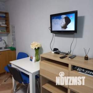 Студия квартира, посуточно, 27м2, 3/17 этаж