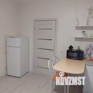 Студия квартира, посуточно, 30м2, 21/25 этаж