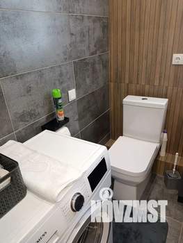 1-к квартира, посуточно, 40м2, 2/18 этаж