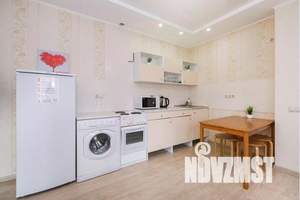 2-к квартира, посуточно, 40м2, 3/19 этаж