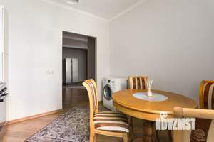 3-к квартира, посуточно, 83м2, 1/9 этаж