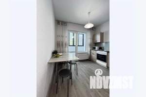 2-к квартира, посуточно, 40м2, 1/17 этаж