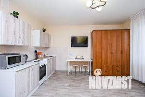 1-к квартира, посуточно, 30м2, 7/16 этаж