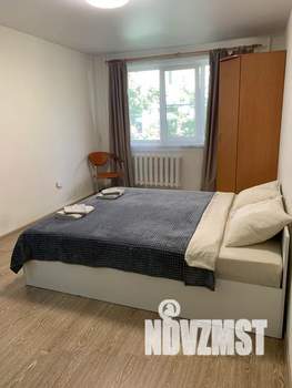 2-к квартира, посуточно, 42м2, 1/4 этаж