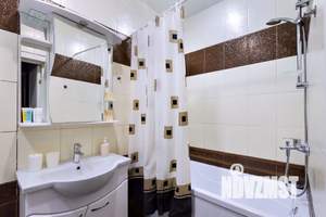 1-к квартира, посуточно, 35м2, 2/25 этаж