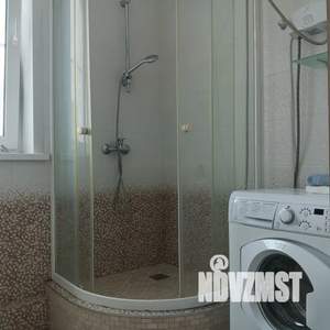 1-к квартира, посуточно, 42м2, 21/25 этаж