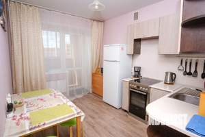 1-к квартира, посуточно, 37м2, 1/1 этаж