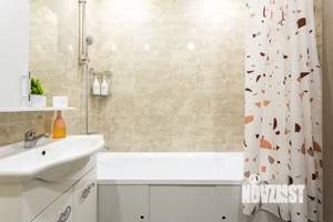 Студия квартира, посуточно, 35м2, 19/20 этаж