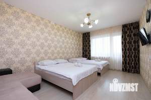 1-к квартира, посуточно, 42м2, 1/1 этаж