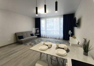 Студия квартира, на длительный срок, 38м2, 10/18 этаж