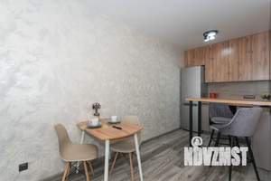 1-к квартира, посуточно, 42м2, 1/1 этаж