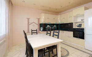 3-к квартира, на длительный срок, 95м2, 3/19 этаж