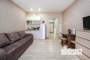 Студия квартира, посуточно, 32м2, 6/18 этаж