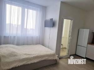 Студия квартира, посуточно, 27м2, 13/25 этаж