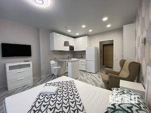 Студия квартира, посуточно, 34м2, 13/25 этаж