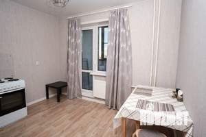 1-к квартира, посуточно, 38м2, 2/18 этаж