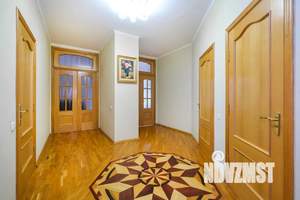 3-к квартира, посуточно, 150м2, 3/4 этаж